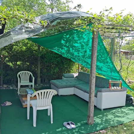 Kemp Land For Your Tent Next To A River With A Garden Shack Get Two Bicycles And Two Water Floats Use The Pinpoint Location Not The Address To Get Here Bathroom Is A Bit Different So Check Youtube Video Riverrundusko Open Showers In A Nearby Camp Lublaň