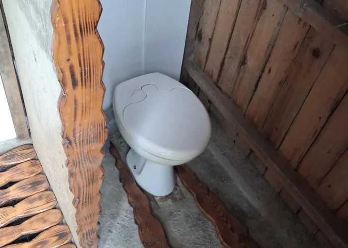 Land For Your Tent Next To A River With A Garden Shack Get Two Bicycles For Amazing Views And Two Water Floats For A River Run Use The Location Not The Address To Get Here Bathroom Is A Bit Different So Check Youtube Video Riverrundusko * Lubiana